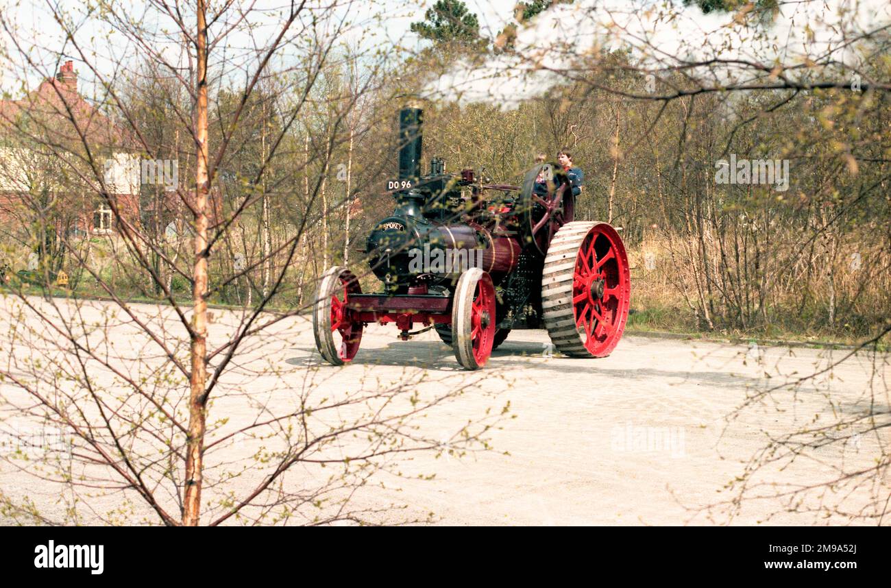 Fabricant: Marshall, Sons & Co Type: Usage général Numéro du moteur: 69269 Construit: 1915 enregistrement: DO 96 cylindres: Un seul PSN: 7 Nom: Fumé Banque D'Images