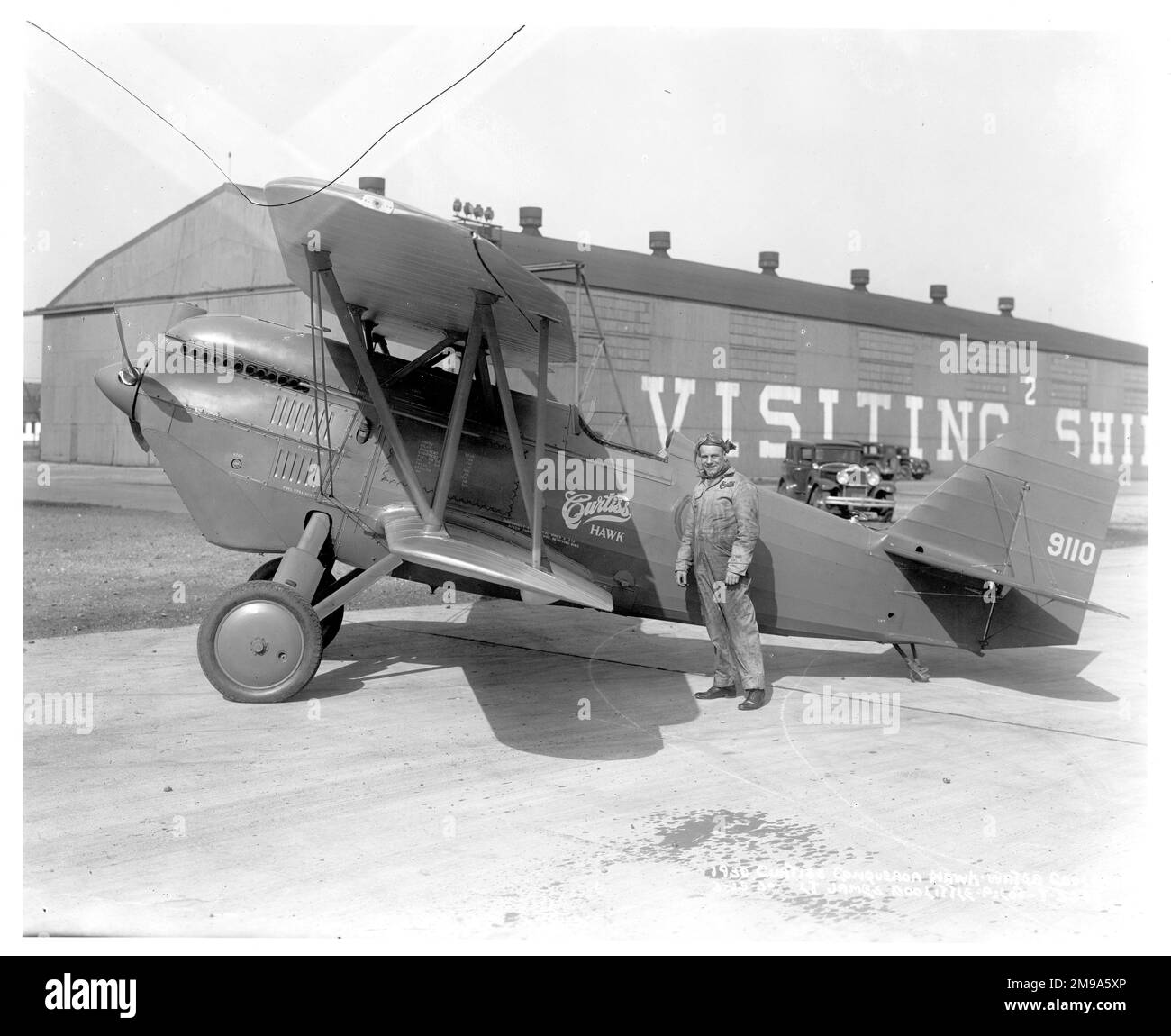 Curtiss Model 35 Hawk 1 NR9110 (msn 17), connu en collaboration avec le lieutenant Jimmy Doolittle, qui l'a piloté pour Curtiss sur des vols de démonstration. Après avoir été vendu par Curtiss, il a fini ses jours dans le golfe du Mexique, après avoir été forcé pendant une course aérienne, entre la Floride et Cuba, en janvier 1940. Banque D'Images