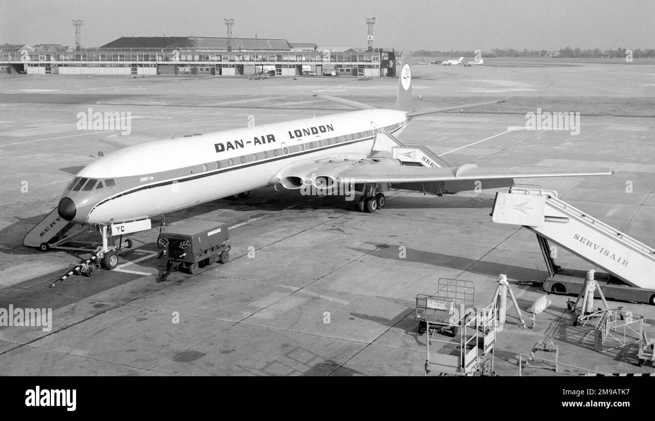 De Havilland DH.106 Comet 4B G-APYC (msn 6437), de DAN-Air, à l ...