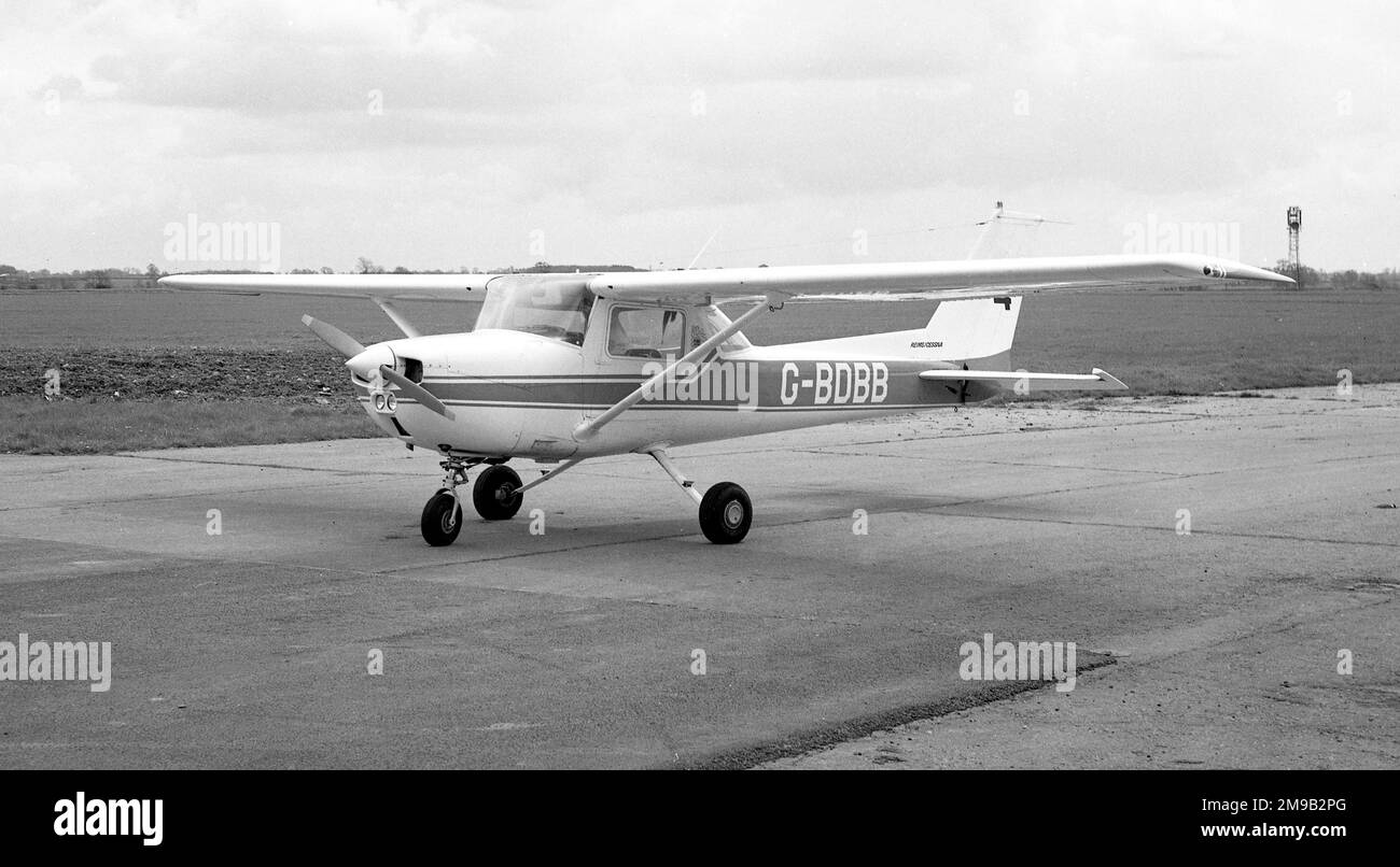 Reims-Cessna F150L G-BBKY (msn 0991), à l'aéroport de Leicester en mai 1977. Banque D'Images