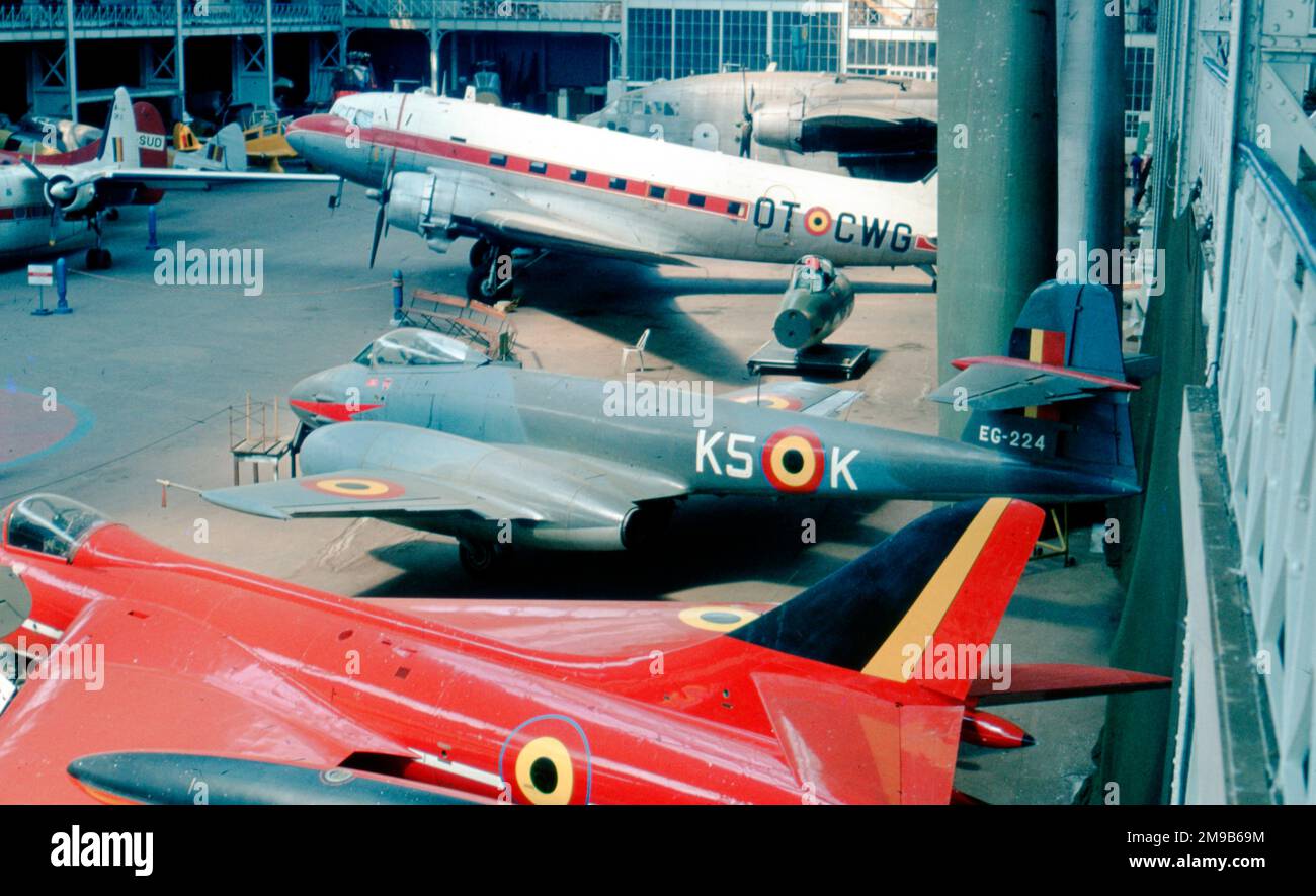 Gloster Meteor F.8 EG-224 / K5-K (msn M1, K5-K), ancien exemple de l'Armée de l'air belge, exposé au Musée royal de l'Armée de terre de Bruxelles. Banque D'Images