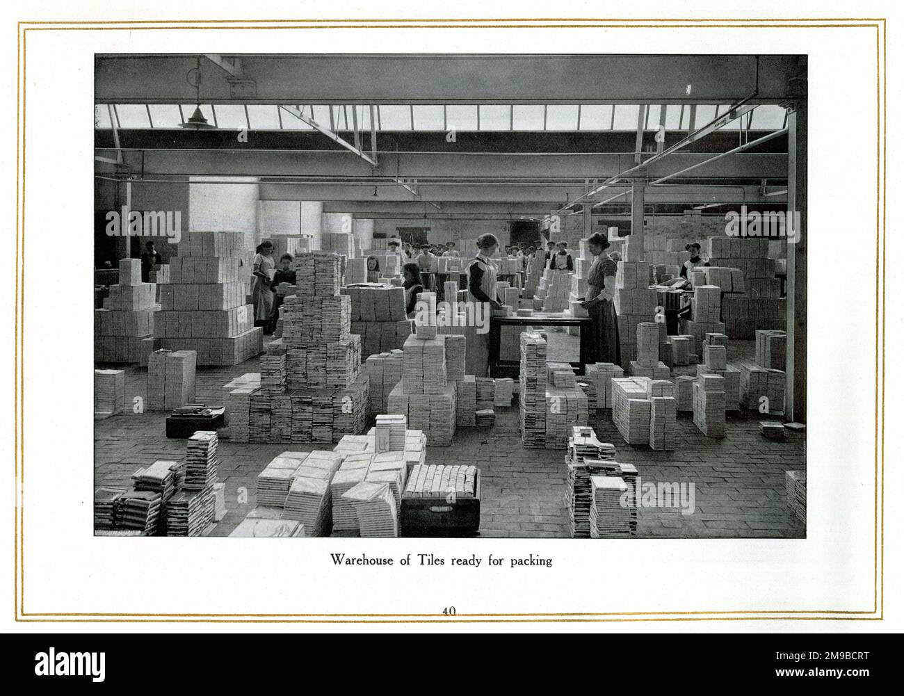 Entrepôt de tuiles prêt pour l'emballage Banque D'Images