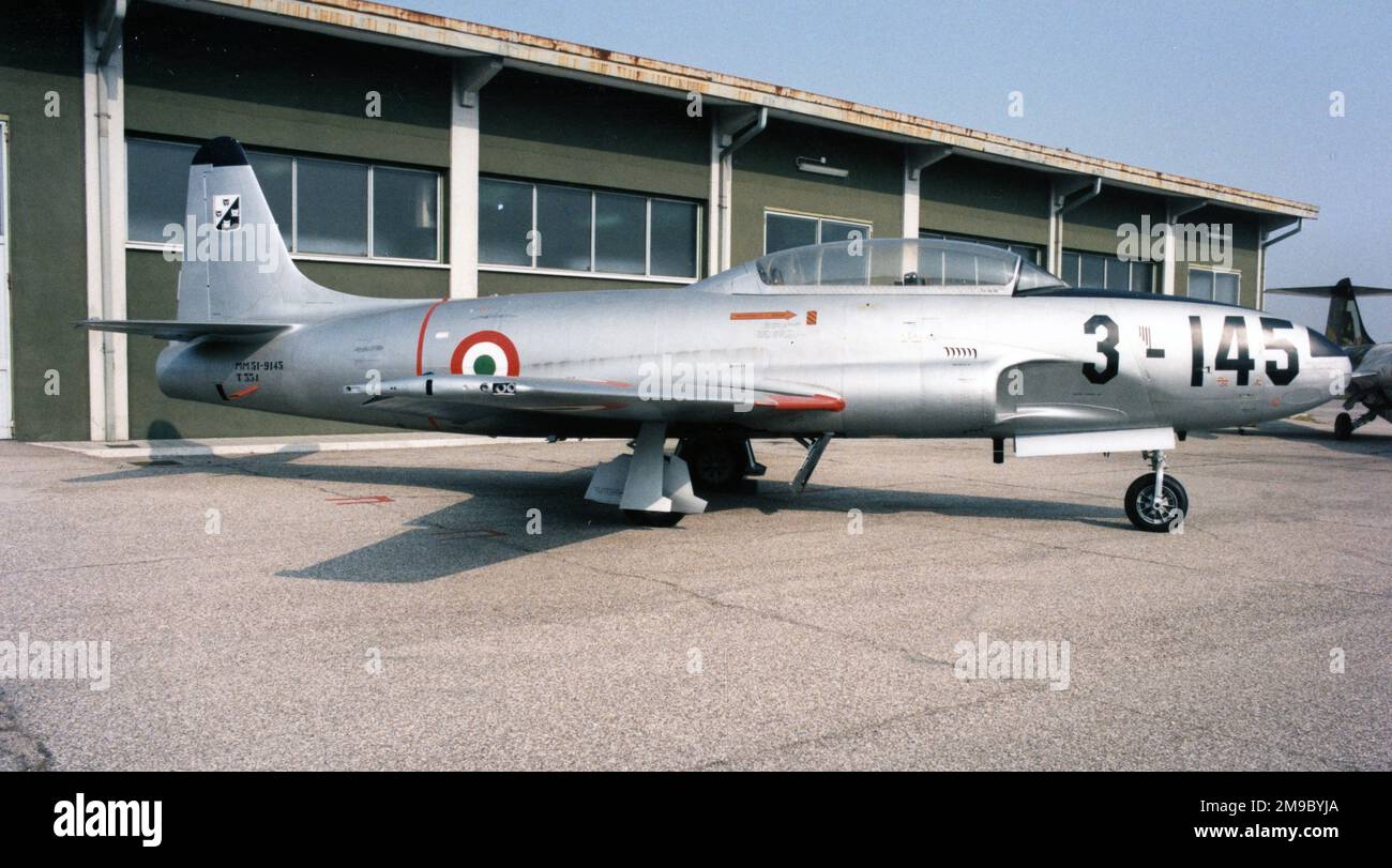 Lockheed T-33A-1-LO Shooting Star MM51-9145 - 3-145 (msn 580-6929, ex 51-9145), en entreposage à Beja (B.A. 11) (LPBJ), Portugal, dans un programme spécial de 38 ans - 65 000 heures (de service T-33) anniversaire. Banque D'Images