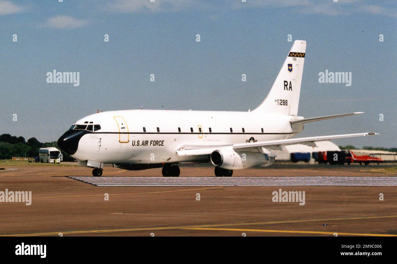 United States Air Force - Boeing CT-43A 72-0288 (msn 20695-345, code de base 'RA', 737-253), construit comme un entraîneur de navigation T-43A et converti en norme C T-43A comme transport de personnel ou de commandement. Banque D'Images