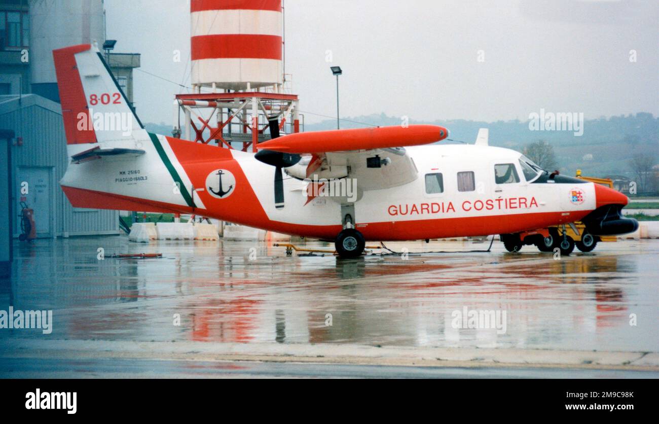 Guardia Costiera - Piaggio P-166DL-3 MM25160 - 8-02 (msn 482/128) Banque D'Images