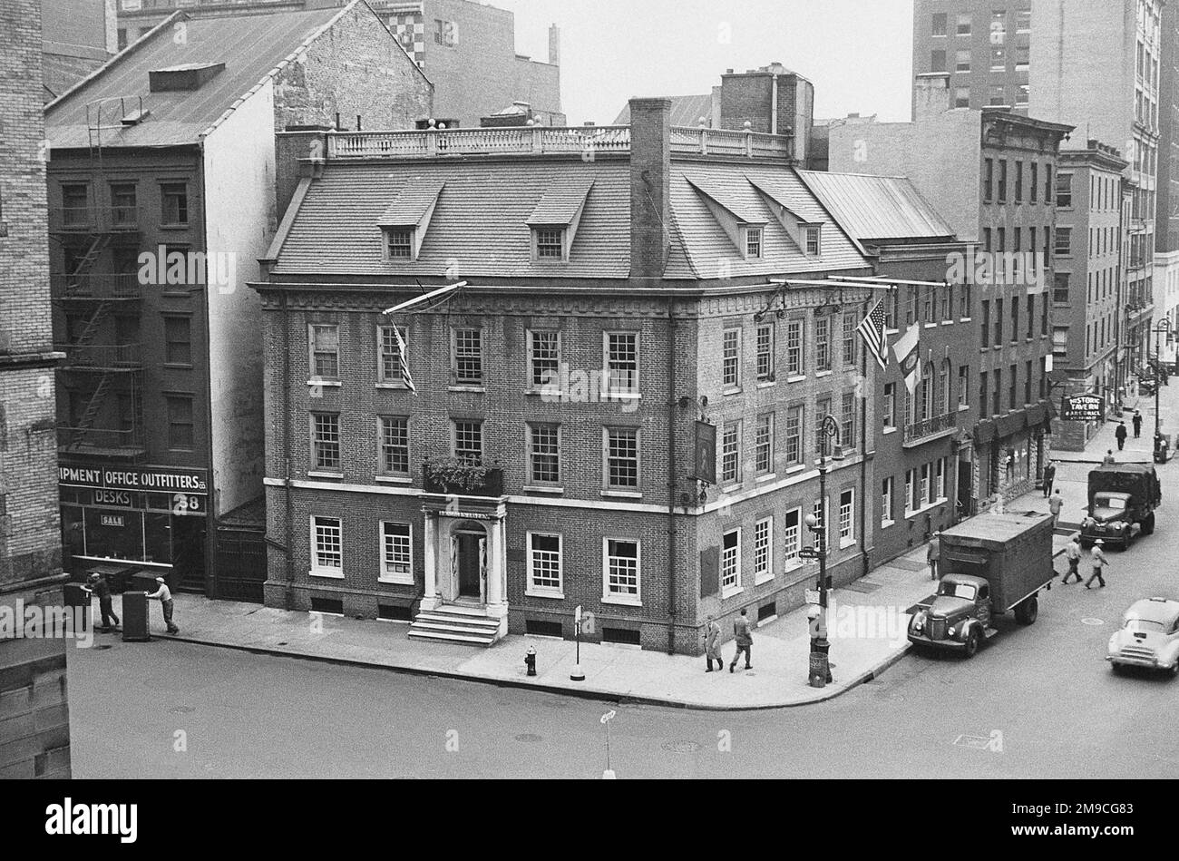 Fraunces Tavern, Pearl and Broad Streets, New York, États-Unis, Angelo Rizzuto, Collection Anthony Angel, octobre 1952 Banque D'Images