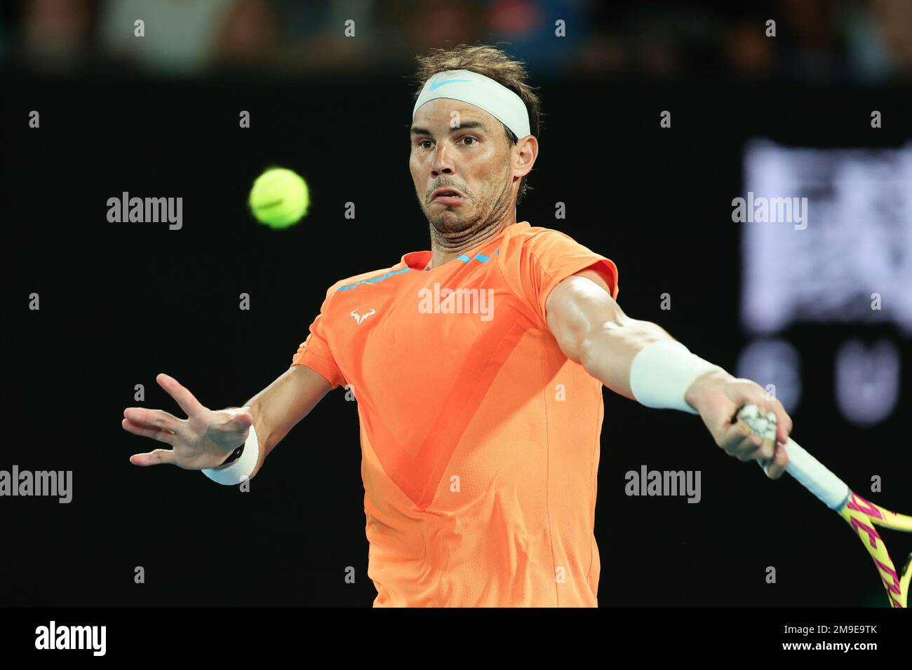 Melbourne, Australie. 18th janvier 2023. Rafael Nadal d'Espagne en action pendant le match de la série 2 entre Rafael Nadal d'Espagne et Mackenzie McDonald des États-Unis jour 3 à l'Open de tennis australien 2023 à Rod laver Arena, Melbourne, Australie le 18 janvier 2023. Photo de Peter Dovgan. Utilisation éditoriale uniquement, licence requise pour une utilisation commerciale. Aucune utilisation dans les Paris, les jeux ou les publications d'un seul club/ligue/joueur. Crédit : UK Sports pics Ltd/Alay Live News Banque D'Images