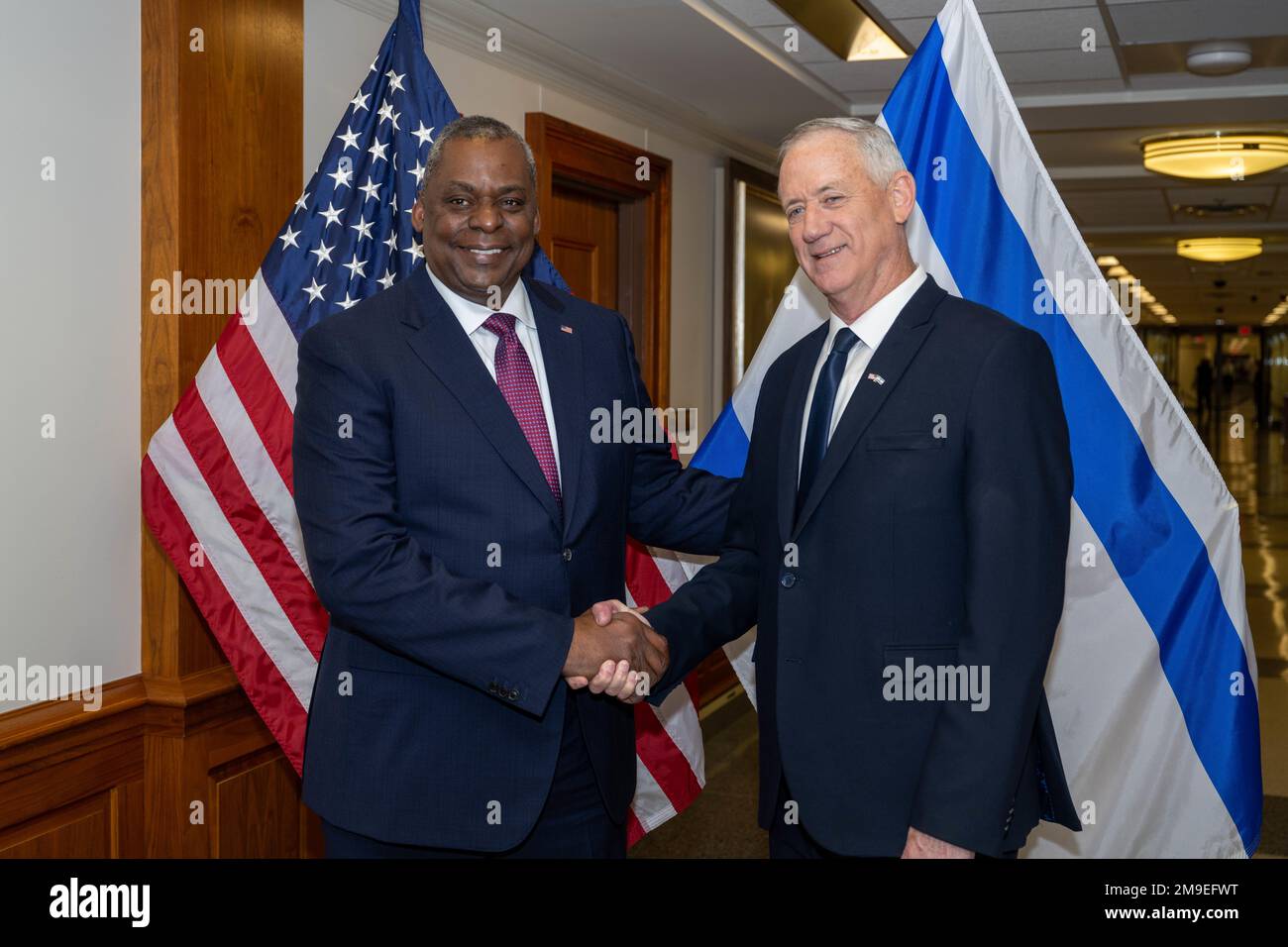 Le secrétaire à la Défense, Lloyd J. Austin III, tient une réunion avec le ministre israélien de la Défense, Benjamin Gantz, au Pentagone, à Washington, D.C., à 19 mai 2022. Banque D'Images