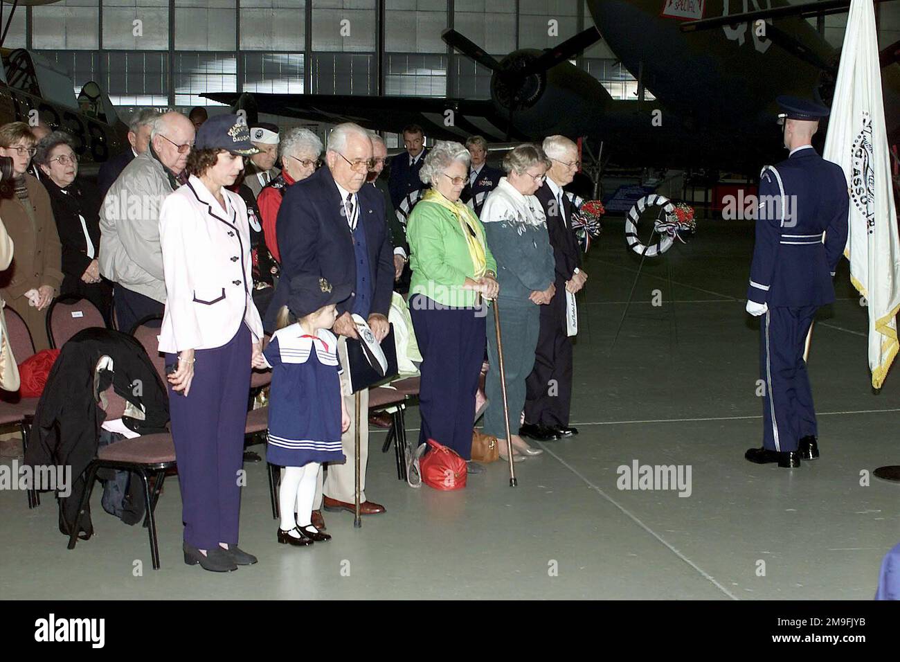 Les survivants de Pearl Harbor dans la région du Delaware et leurs familles participent à la cérémonie du souvenir de Pearl Harbor qui a eu lieu au musée du Commandement de la mobilité aérienne (AMC), à la base aérienne de Douvres, au Delaware. Base: Dover Air Force base État: Delaware (DE) pays: Etats-Unis d'Amérique (USA) Banque D'Images Les survivants de Pearl Harbor dans la région du Delaware et leurs familles participent à la cérémonie du souvenir de Pearl Harbor qui a eu lieu au musée du Commandement de la mobilité aérienne (AMC), à la base aérienne de Douvres, au Delaware. Base: Dover Air Force base État: Delaware (DE) pays: Etats-Unis d'Amérique (USA) Banque D'Images
