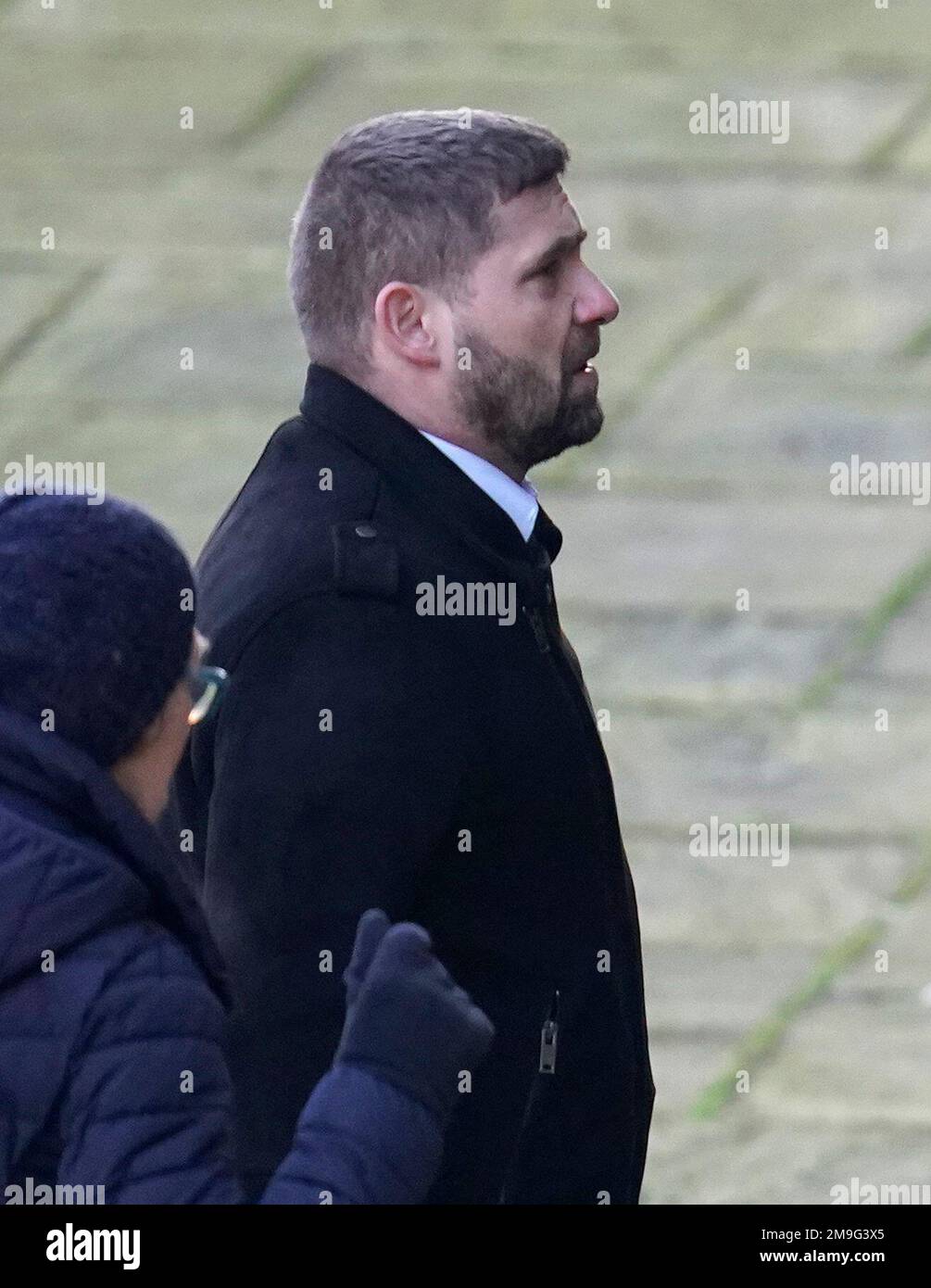 Le chauffeur de camion Michal Kopaniarz arrive au tribunal de la Couronne de Winchester où il a plaidé coupable de trois accusations de mort par conduite dangereuse. Alex Britton, 28 ans, Tina Ince, 58 ans, et Tom Watson, 30 ans, tous de véhicules distincts, ont été marqués morts sur les lieux à la suite de l'accident qui s'est produit alors que Kopaniarz utilisait son téléphone mobile. Date de la photo: Mercredi 18 janvier 2023. Banque D'Images