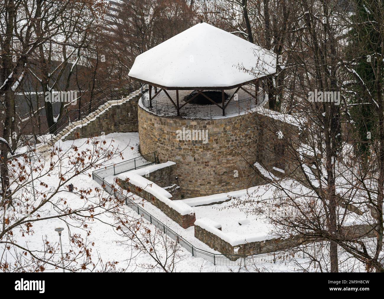 Le conserver du 13th siècle à Cieszyn, Pologne, vue depuis la Tour Piast en hiver Banque D'Images