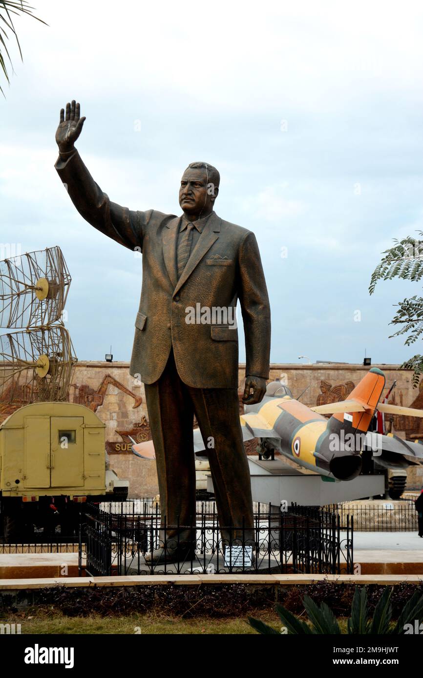 Le Caire, Egypte, 7 janvier 2023: Gamal Abdel Nasser statue, le deuxième président de l'Egypte, chef de la révolution égyptienne, du militar national égyptien Banque D'Images