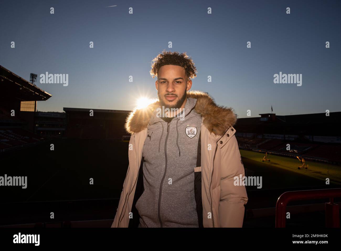 Barry Cotter signe pour Barnsley dans le cadre d'une entente de 3,5 ans à Oakwell, Barnsley, au Royaume-Uni. 18th janvier 2023. (Photo de Mark Cosgrove/News Images) à Barnsley, Royaume-Uni, le 1/18/2023. (Photo de Mark Cosgrove/News Images/Sipa USA) crédit: SIPA USA/Alay Live News Banque D'Images