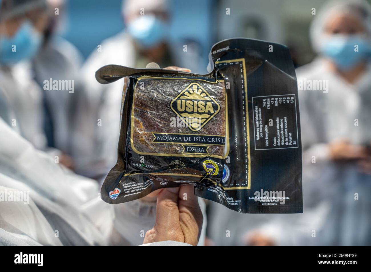 Produit fini final, usine de mise en conserve de poisson (USISA), Isla Cristina, Espagne Banque D'Images