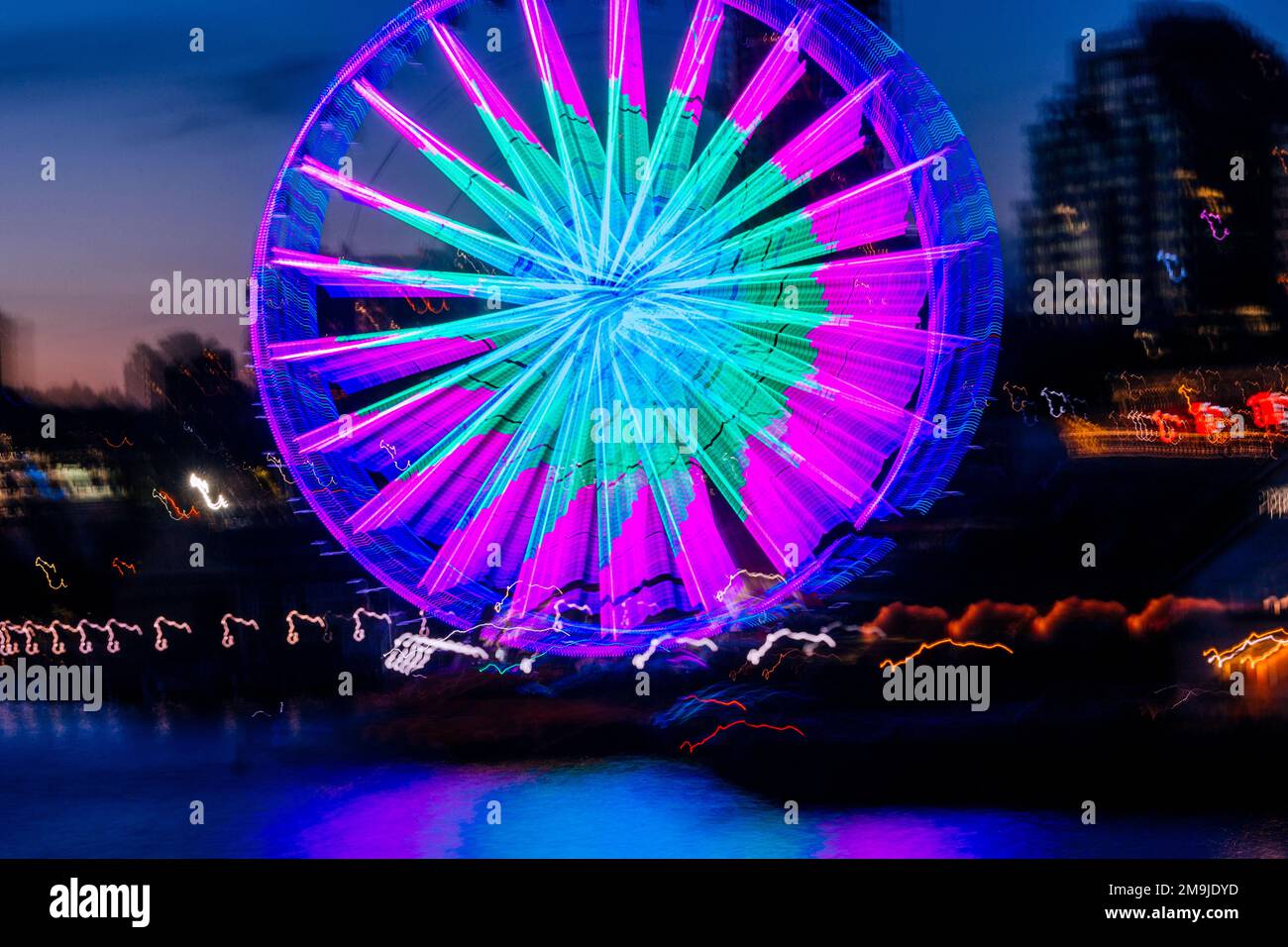 Ferris Wheel by Night, Seattle, Washington, États-Unis Banque D'Images
