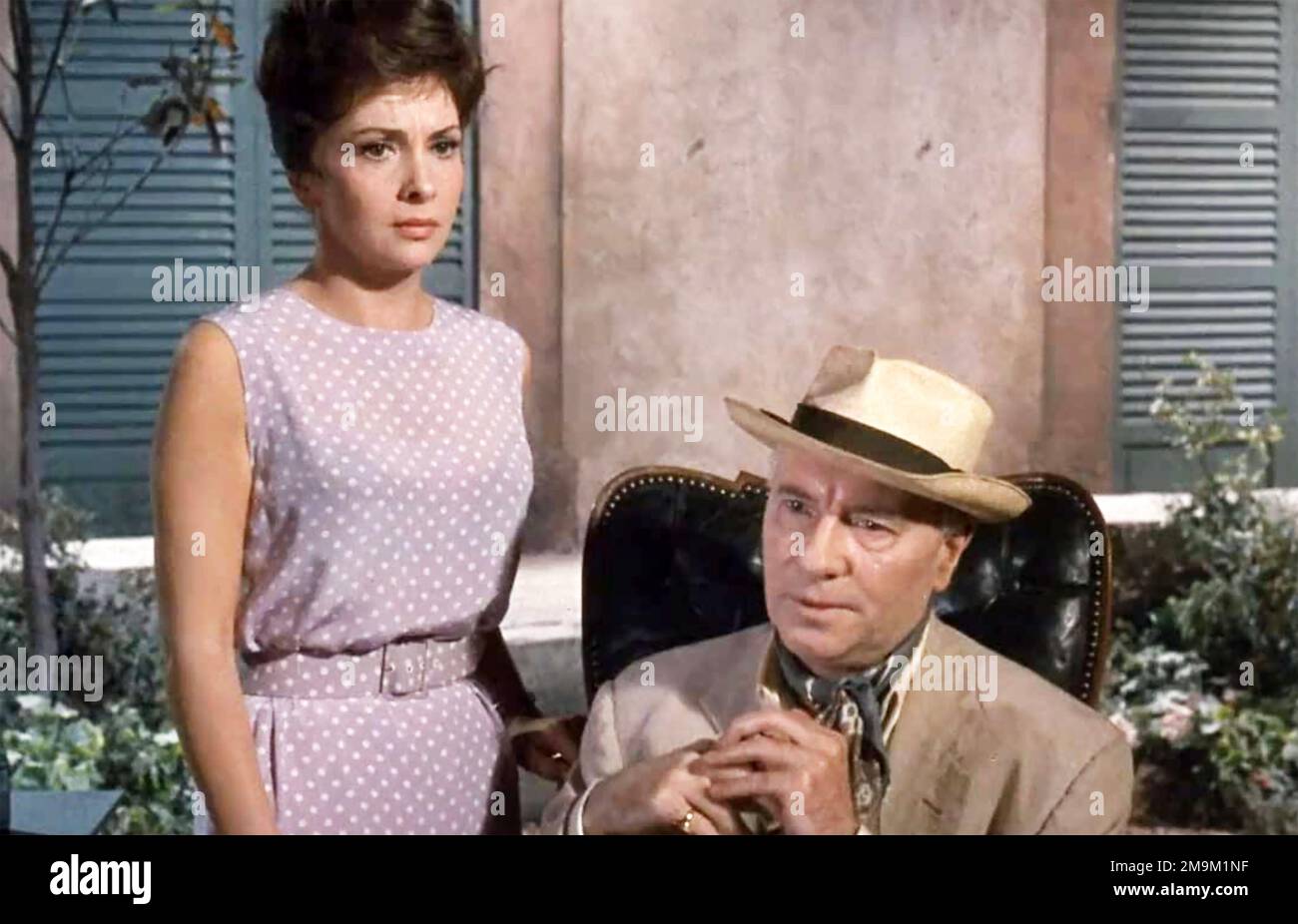 WOMAN OF STRAW 1964 United Artists film avec Gina Lollobrigida et Ralph Richardson Banque D'Images