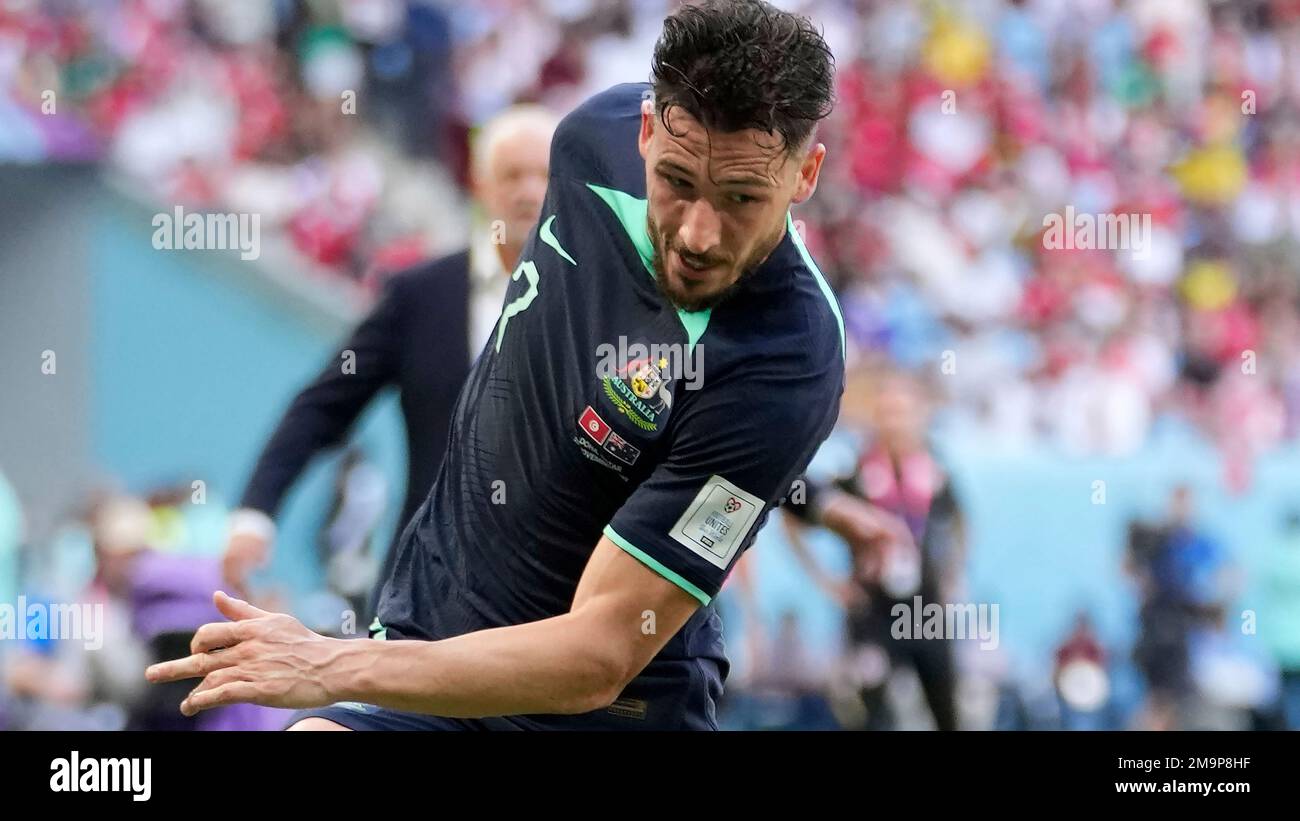 Australia's Mathew Leckie in action during the World Cup group D soccer match between Tunisia and Australia at the Al Janoub Stadium in Al Wakrah, Qatar, Saturday, Nov. 26, 2022. (AP Photo/Luca Bruno) Banque D'Images