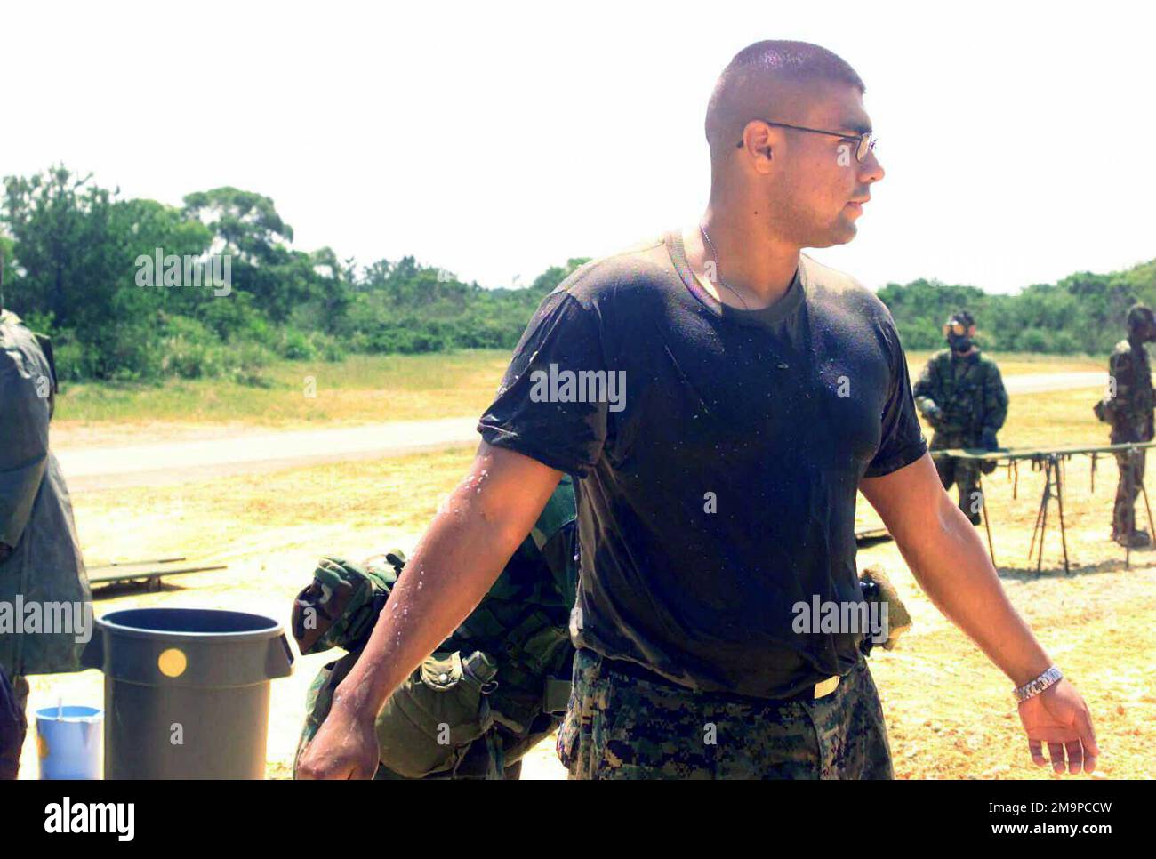 030428-M-7403H-007. Base: Zone d'entraînement centrale État: Okinawa pays: Japon (JPN) scène Major Command illustrée: 3D MARDIV MED BN Banque D'Images