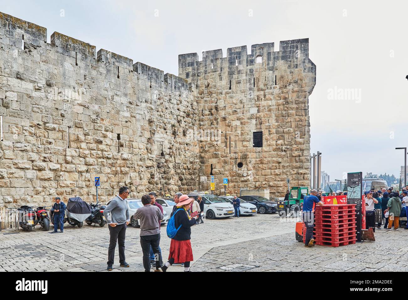 Jérusalem, Israël - 15 novembre 2022 : murs de la vieille ville près de la porte de Jafa à Jérusalem. Israël. Banque D'Images
