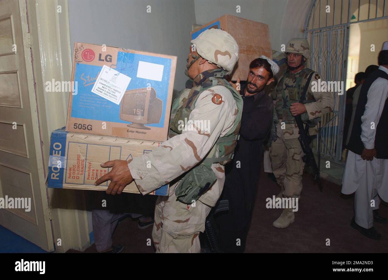 040804-A-7629B-019. État: Province de Parwan pays: Afghanistan (AFG) scène Major Command montré: NORD-EST Banque D'Images