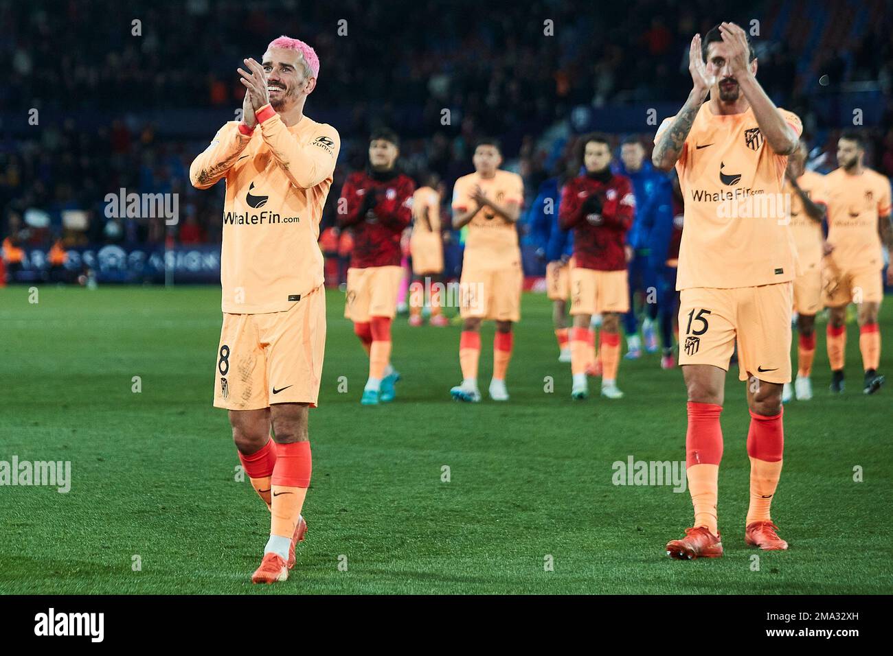 Antoine Griezman (Atletico de Madrid, n° 8) et Stefan Savic (Atletico de Madrid, n° 15) célèbrent la victoire Banque D'Images
