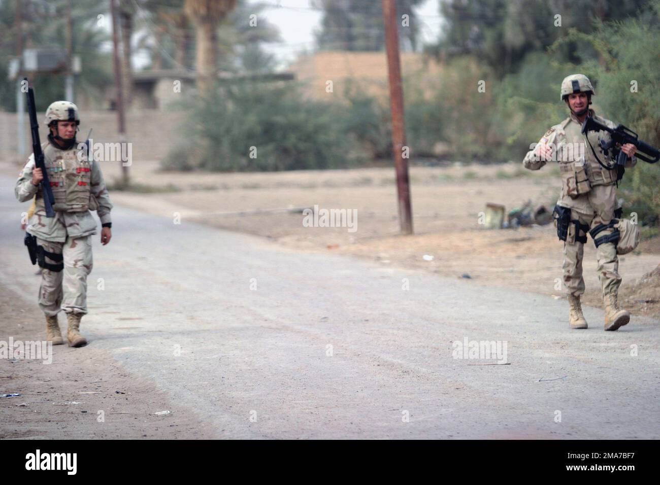 051108-M-4314O-010. Base: Diyarah État: Al Anbar pays: Irak (IRQ) Banque D'Images