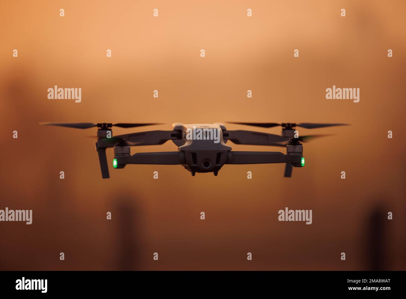 Drones avion Banque de photographies et d’images à haute résolution - Alamy