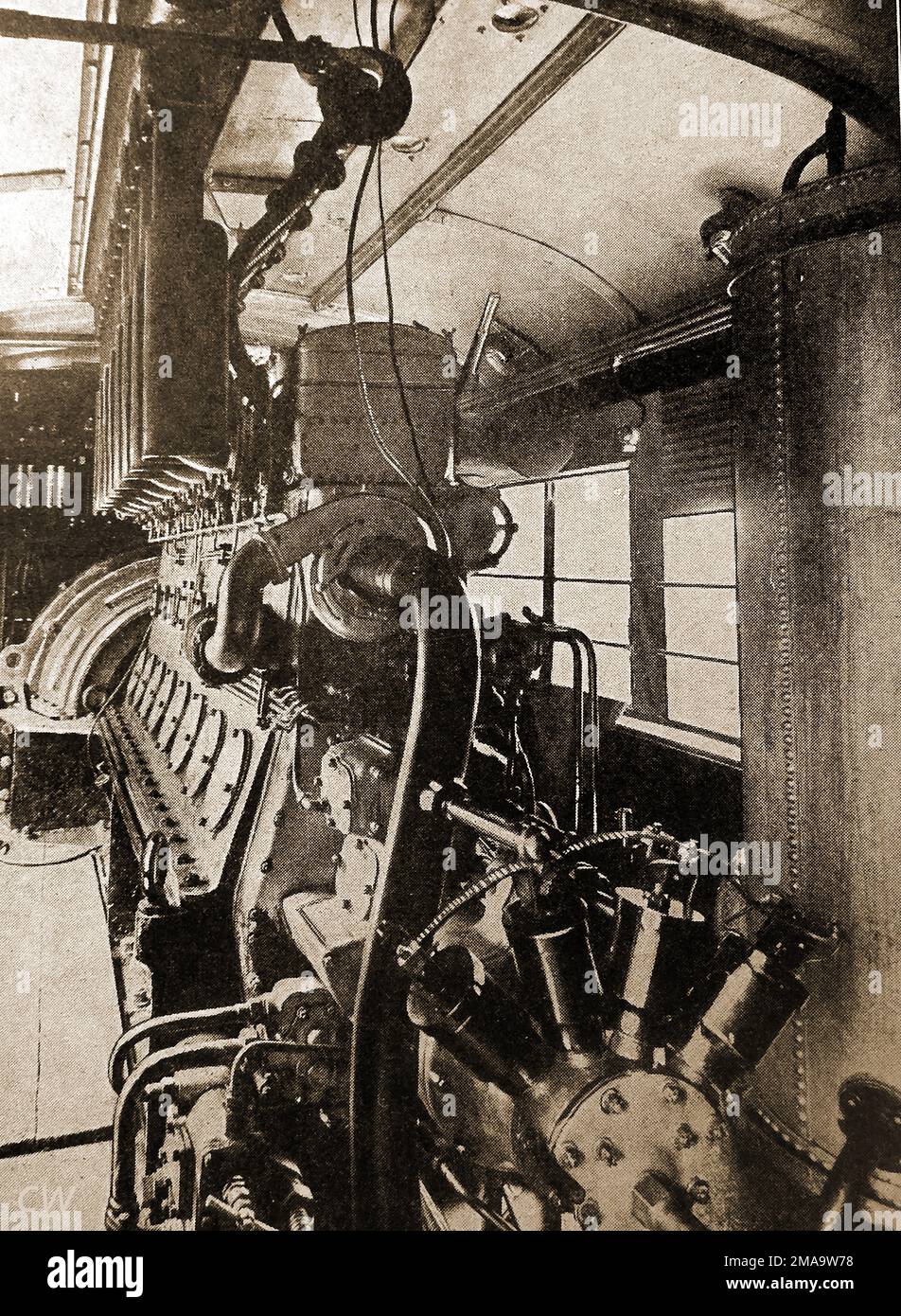 Une photo 1930 du moteur un des nouveaux trains électriques diesel. Banque D'Images