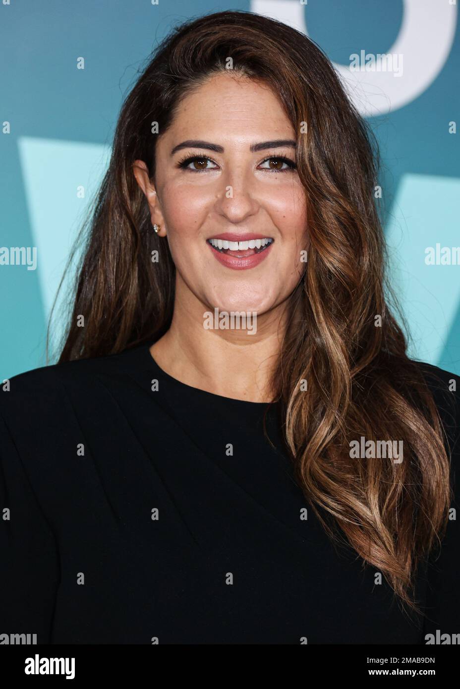 HOLLYWOOD, LOS ANGELES, CALIFORNIE, États-Unis - JANVIER 18 : l'actrice américaine et comédienne d'Arcy Carden portant un ensemble cinq sept arrive à la première de Los Angeles de l'Amazone Prime Video's Shhotgun Wedding, qui a eu lieu au TCL Chinese Theater IMAX on 18 janvier 2023 à Hollywood, Los Angeles, Californie, États-Unis. (Photo de Xavier Collin/image Press Agency) Banque D'Images