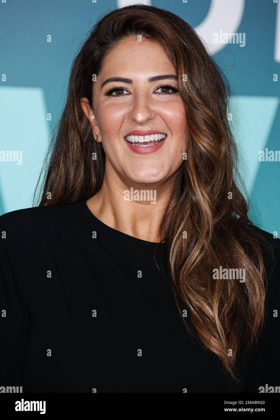 HOLLYWOOD, LOS ANGELES, CALIFORNIE, États-Unis - JANVIER 18 : l'actrice américaine et comédienne d'Arcy Carden portant un ensemble cinq sept arrive à la première de Los Angeles de l'Amazone Prime Video's Shhotgun Wedding, qui a eu lieu au TCL Chinese Theater IMAX on 18 janvier 2023 à Hollywood, Los Angeles, Californie, États-Unis. (Photo de Xavier Collin/image Press Agency) Banque D'Images