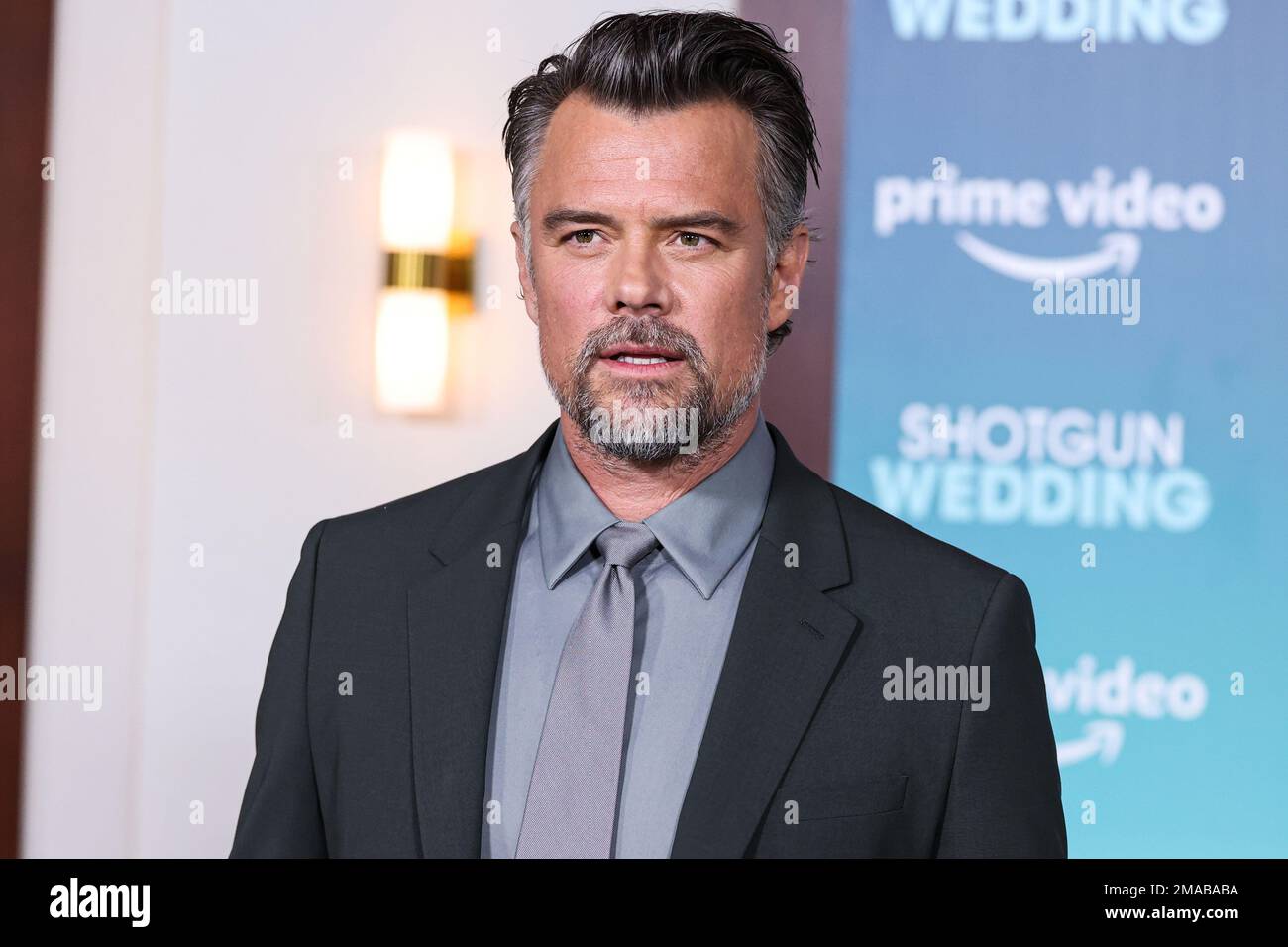 Hollywood, États-Unis. 18th janvier 2023. HOLLYWOOD, LOS ANGELES, CALIFORNIE, États-Unis - JANVIER 18 : l'acteur américain Josh Duhamel arrive à la première de Los Angeles de l'Amazone Prime Video 'Shhotgun Wedding' qui s'est tenue au TCL Chinese Theatre IMAX on 18 janvier 2023 à Hollywood, Los Angeles, Californie, États-Unis. (Photo de Xavier Collin/image Press Agency) Credit: Image Press Agency/Alay Live News Banque D'Images