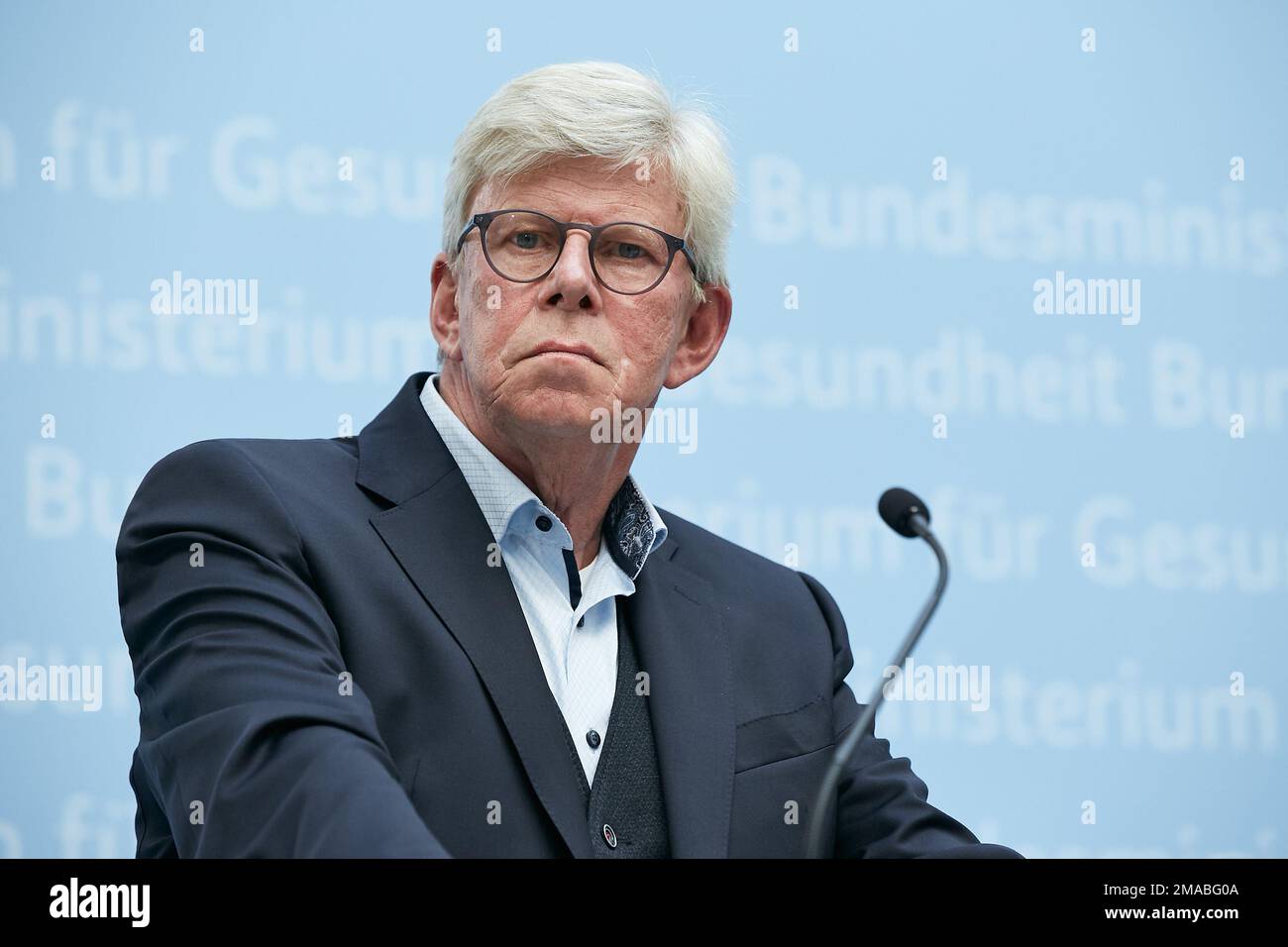 06.10.2022, Allemagne, Berlin, Berlin - Gernot Kiefer, Vice-Président du Conseil du GKV-Spitzenverband, lors d'une conférence de presse sur la Corona pande Banque D'Images