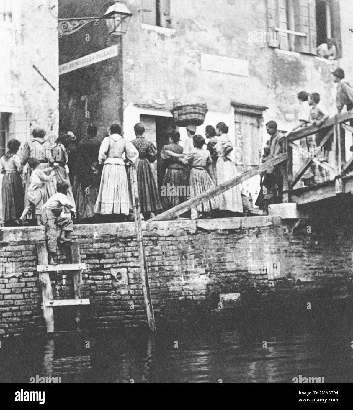 Giuseppe Primoli - Pont sur une branche de la Giudecca - 1889 Banque D'Images