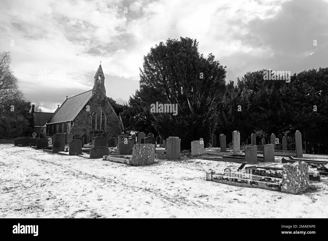 L’église St Mary dans le village de Tregarth est une église paroissiale de l’église du pays de Galles (diocèse de Bangor). Il a été construit en 1869. Banque D'Images