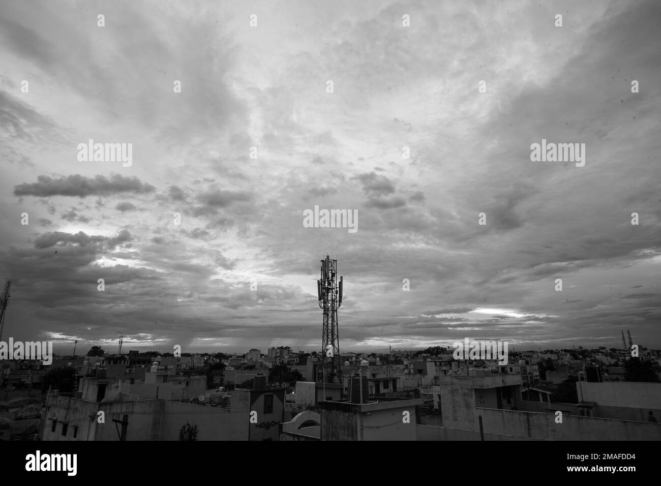 Vue de dessus de la ville de la terrasse, raipur, chhattisgarh, inde, Une belle vue de soirée dans un climat ou un temps beau, temps après les couchers de soleil dans la veille, rela Banque D'Images