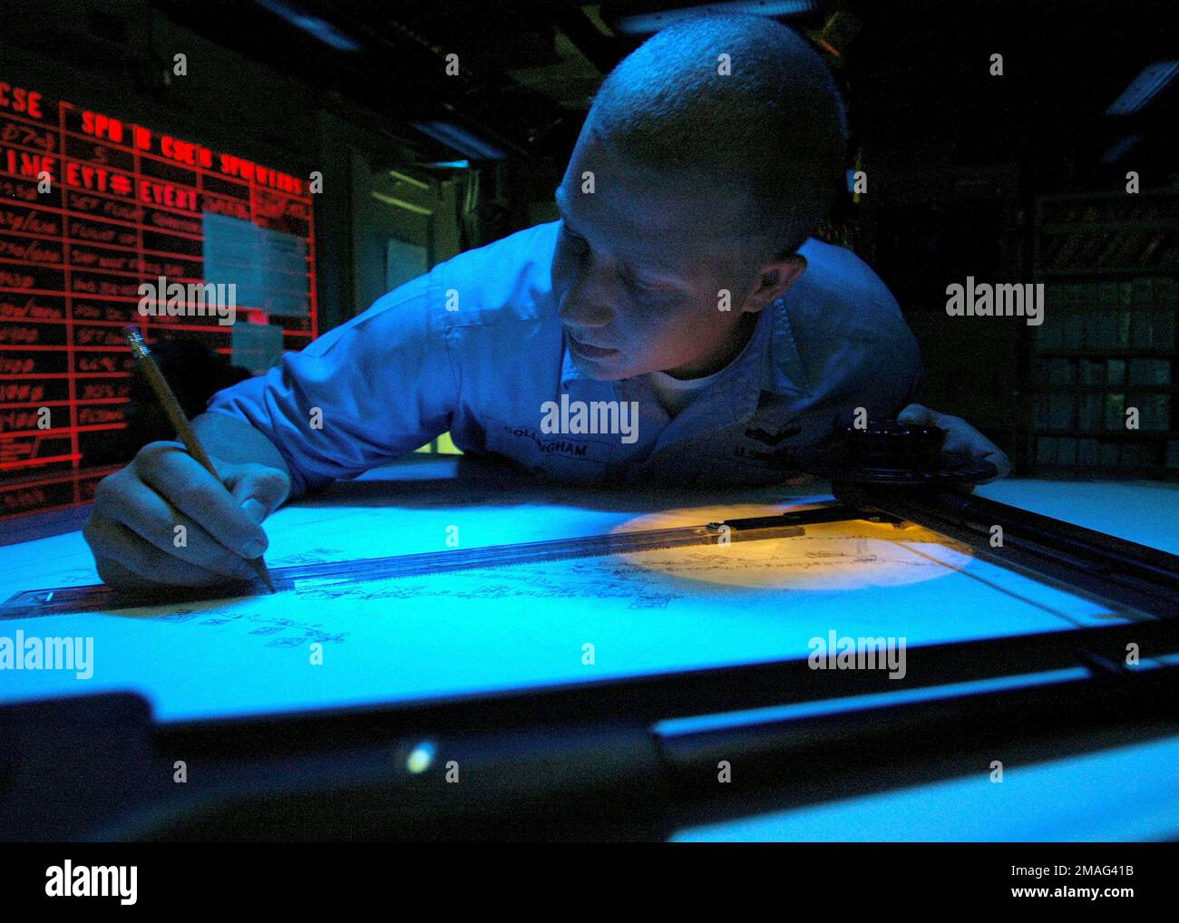 060826-N-6403R-014. Base : USS Iwo Jima (LHD 7) Banque D'Images