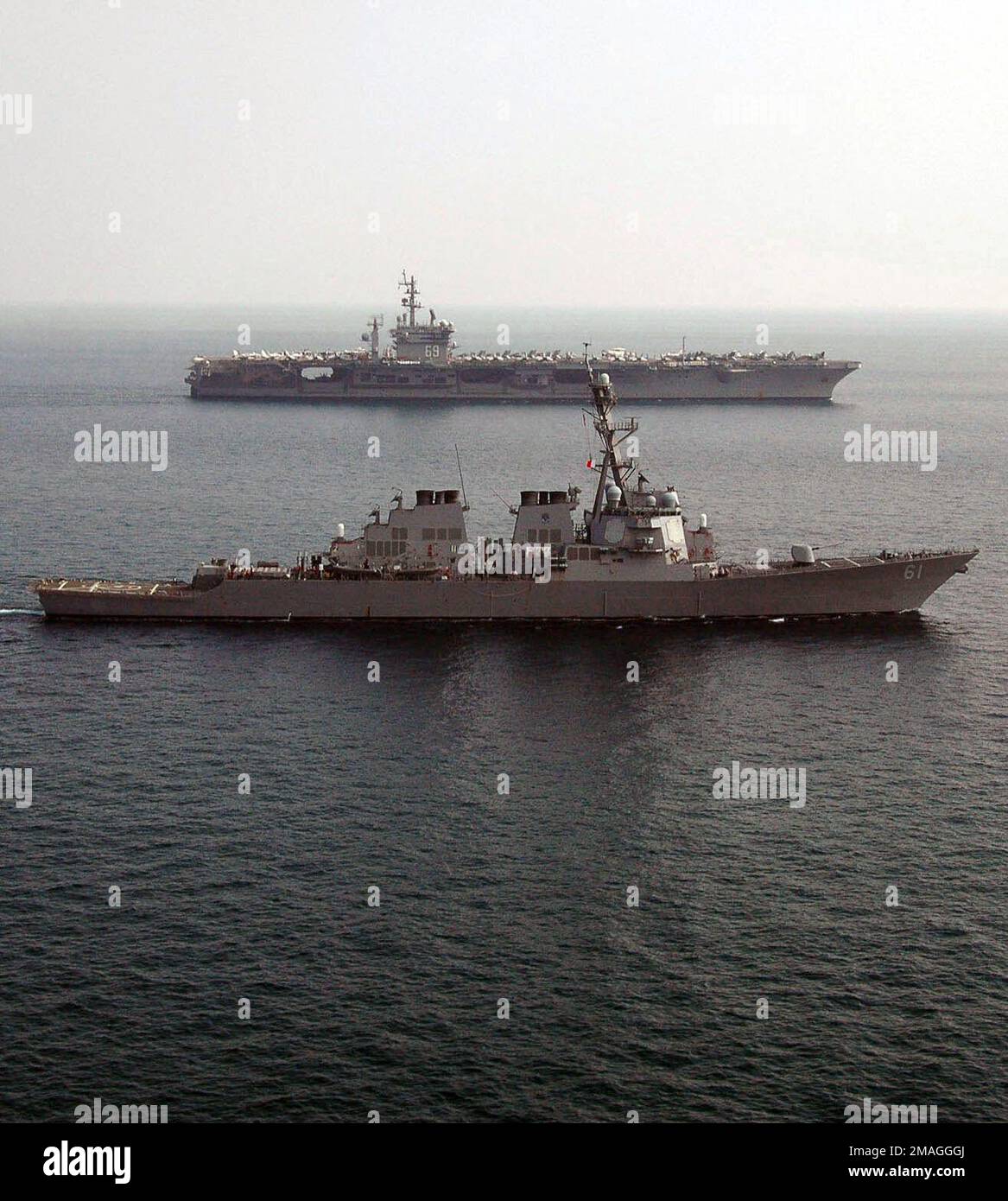 061115-N-0490C-001. Base : golfe Persique Banque D'Images