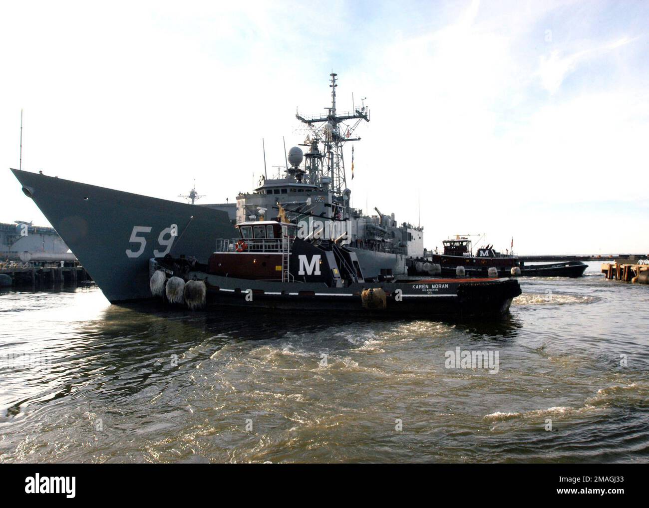 061127-N-1713L-040. Base: Norfolk État: Virginie (va) pays: États-Unis d'Amérique (USA) Banque D'Images