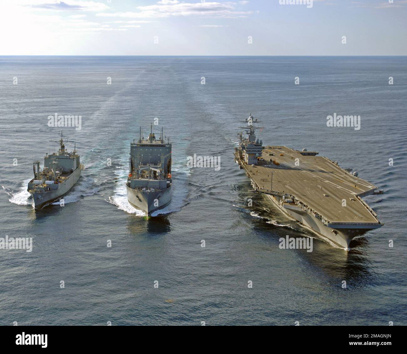 061217-N-9708H-032. Pays: Océan Atlantique (AOC) Banque D'Images