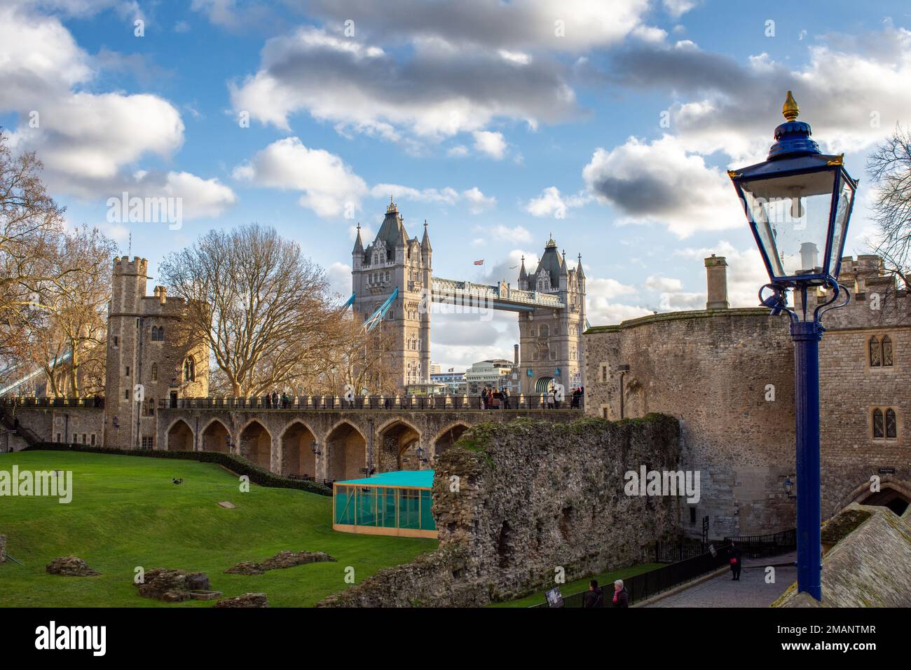 Tower Bridge Londres sur la Tamise Banque D'Images