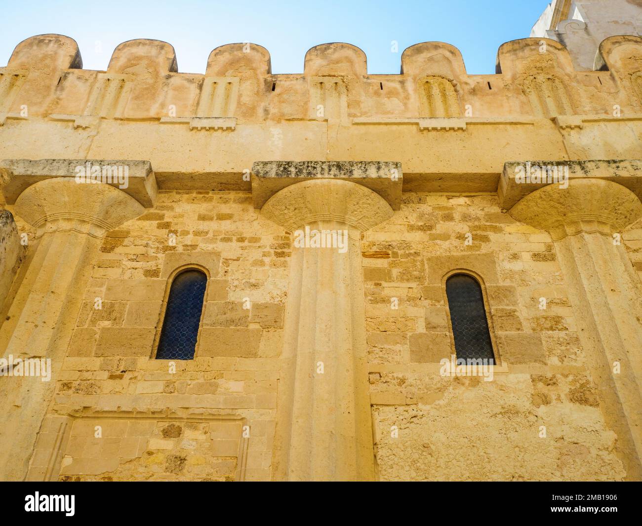 Temple athena catholic cathedral syracuse sicily italy Banque de ...