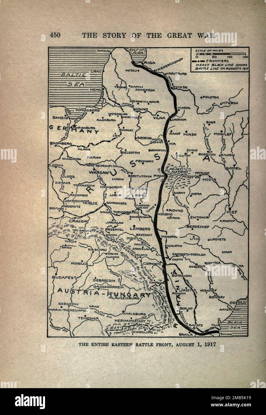 TOUT LE FRONT DE BATAILLE DE L'EST, le 1 AOÛT 1917 d'après le livre The Story of the Great War; The Complete history of events to date DIPLOMATIQUES AND STATE PAPERS by Reynolds, Francis Joseph, 1867-1937; Churchill, Allen Leon; Miller, Francis Trevelyan, 1877-1959; Wood, Leonard, 1860-1927; Knight, Austin Melvin, 1854-1927; Palmer, Frederick, 1873-1958; Simonds, Frank Herbert, 1878-; Ruhl, Arthur Brown, 1876- Volume VI publié en 1920 Banque D'Images