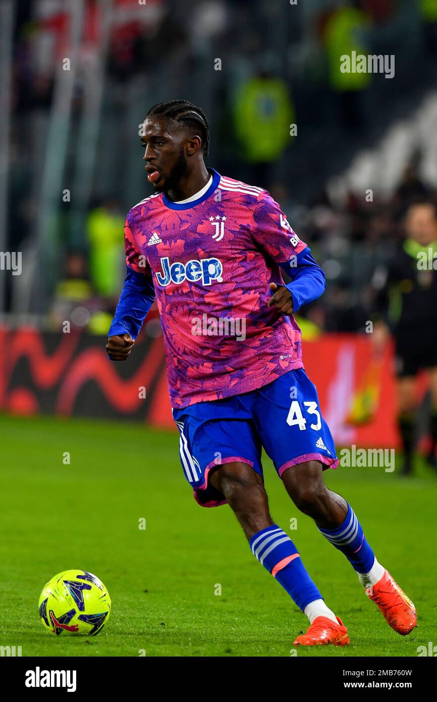 Samuel Iling-Junior de Juventus FC en action pendant le match de football de la coupe d'Italie entre Juventus FC et AC Monza. Banque D'Images Samuel Iling-Junior de Juventus FC en action pendant le match de football de la coupe d'Italie entre Juventus FC et AC Monza. Banque D'Images
