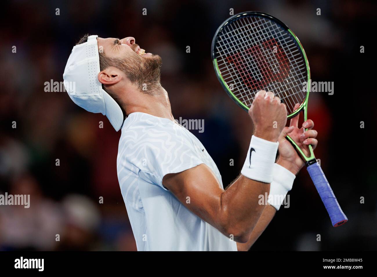 Melbourne Park 20/1/2023. Karen KHACHANOV (RUS) bat Frances TIAFOE (USA) à l'Open d'Australie de 2023. Corleve/Alay Live News Banque D'Images