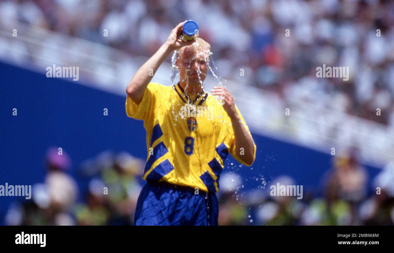 Dallas, Vereinigte Staaten. 20th janvier 2023. firo, 03.07.1994 image d'archive, archive photo, archive, archive photos football, Football, COUPE DU MONDE 1994 USA, 94 tour de 16: Arabie Saoudite, Arabie Saoudite - Suède 1:3 Klas Ingesson, demi-figure, eau crédit: dpa/Alay Live News Banque D'Images