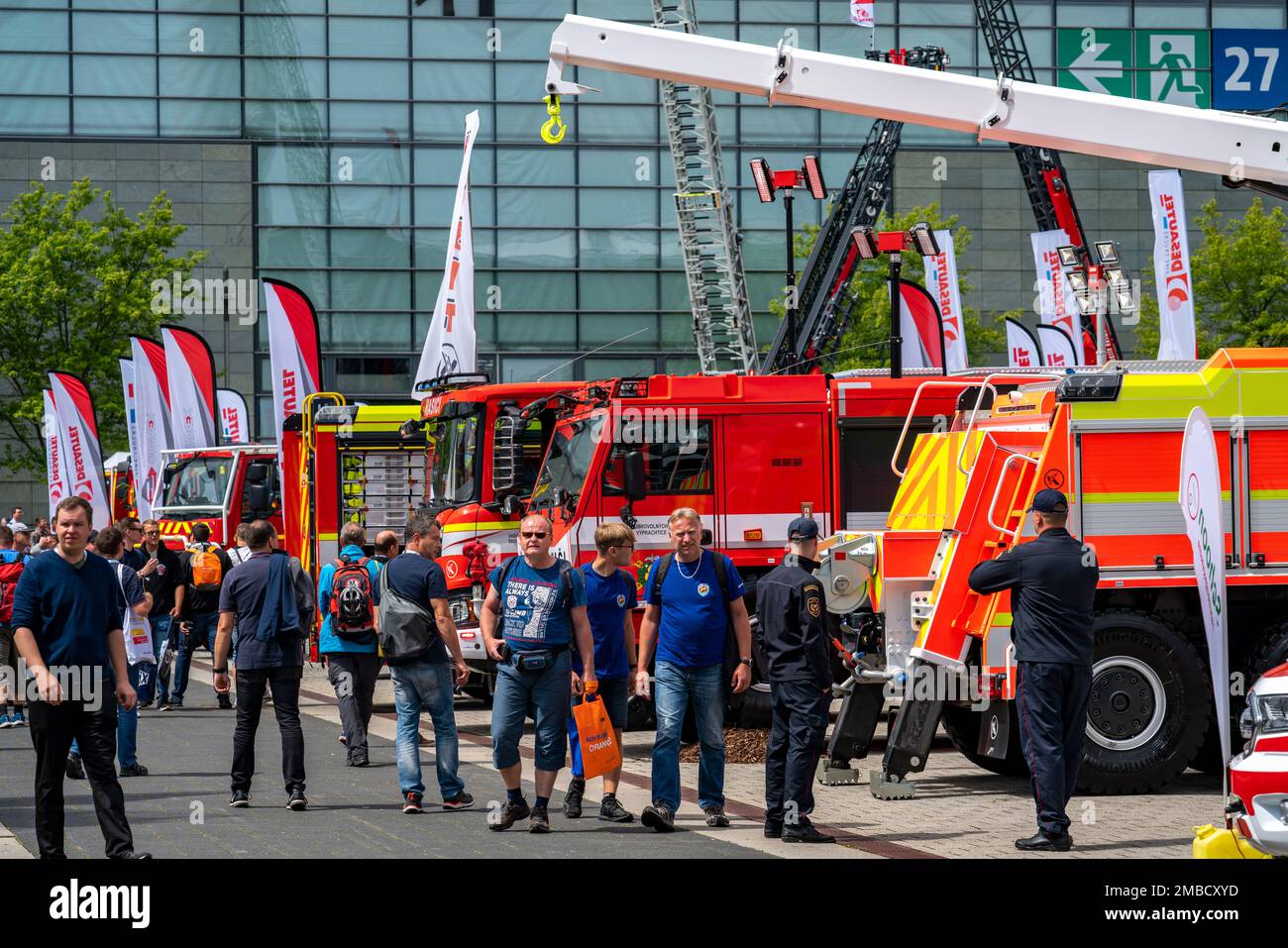 Véhicules, équipement, espace extérieur au salon Interschutz 2022 à Hanovre, le plus grand salon mondial des pompiers, service de secours, disa Banque D'Images