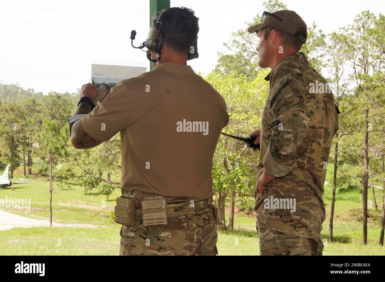 LA VENTA, Honduras avant le test de compétences, un membre des États