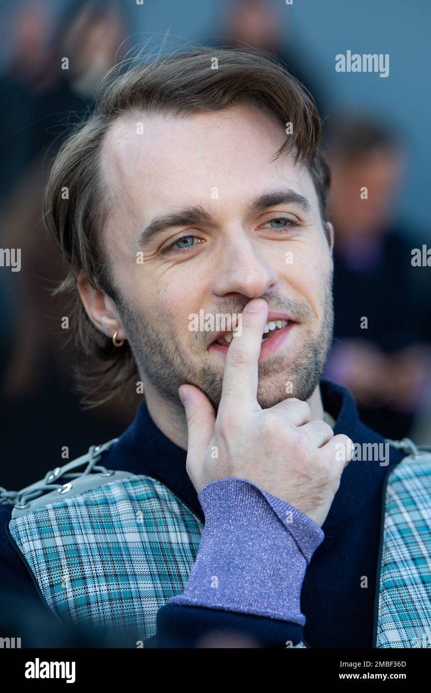 Squeezie participe au salon Dior Homme automnehiver 20232024 dans le