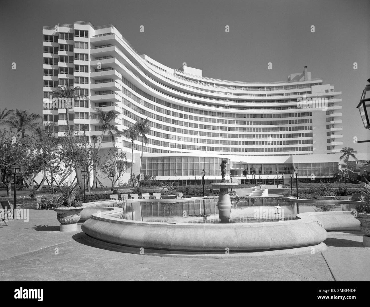 Fontainebleau Hotel, Miami Beach, Floride, Etats-Unis, Gottcho-Schleisner Collection, 1955 Banque D'Images