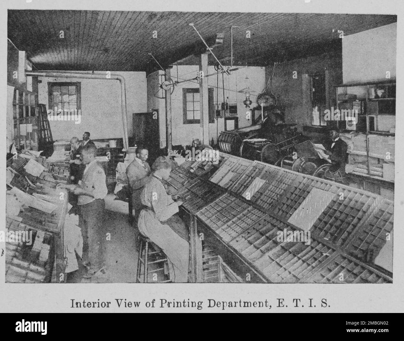 Vue de l'intérieur du service d'impression, E. T. I. S., 1903. Banque D'Images
